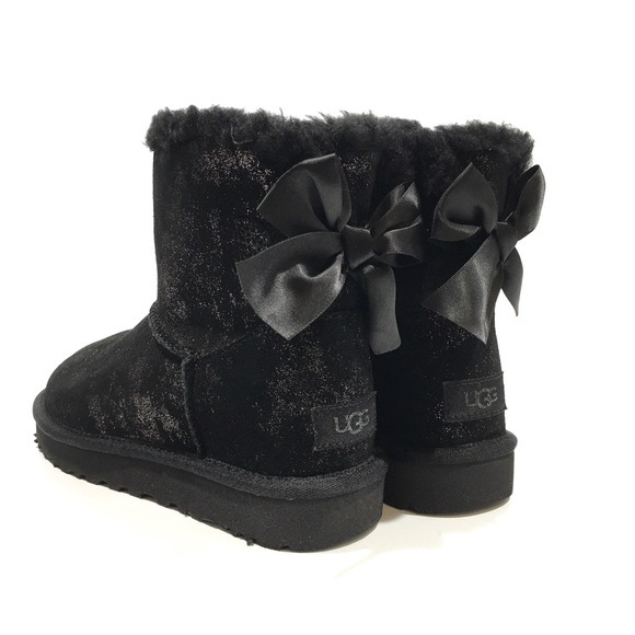 UGG MINI BAILEY BOW GLIMMER BOOTS -BLACK METALLIC SUEDE -WOMEN’S US 7 -NEW - Picture 2 of 8